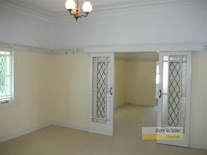 35 Liverpool Road, Clayfield QLD 4011