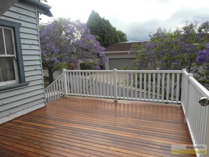 1/27 Windermere Road, Hamilton QLD 4007