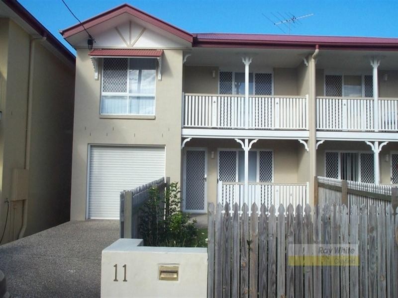 11 Austin Street, Wavell Heights QLD 4012