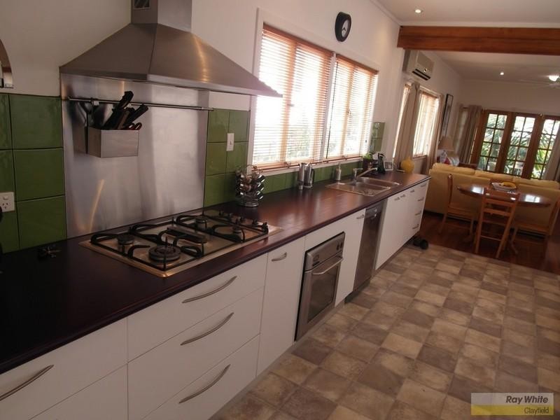 75 Harding Street, Hendra QLD 4011