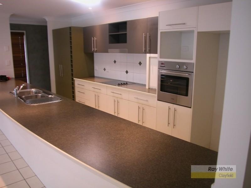 32 Lewis Street, Clayfield QLD 4011