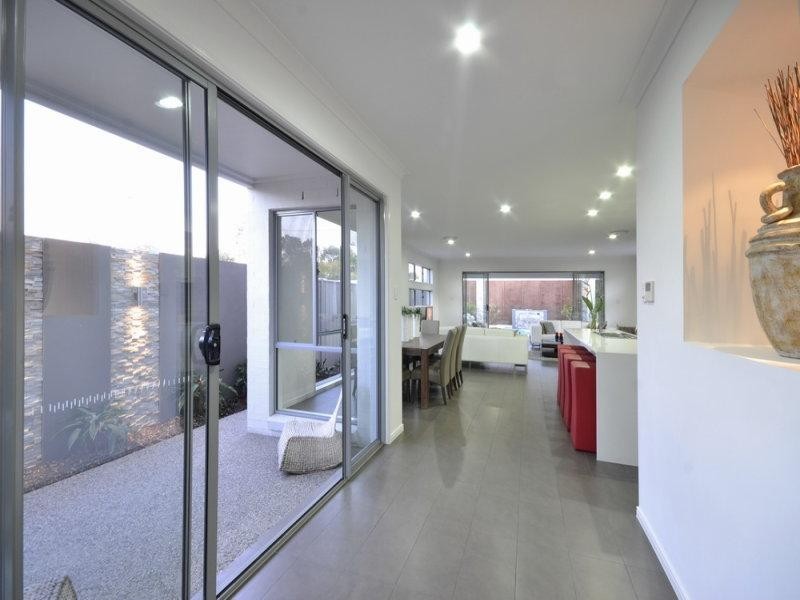 119 Raceview Avenue, Hendra QLD 4011