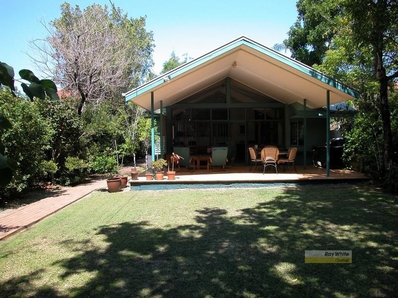 7 Whyenbah Street, Hamilton QLD 4007