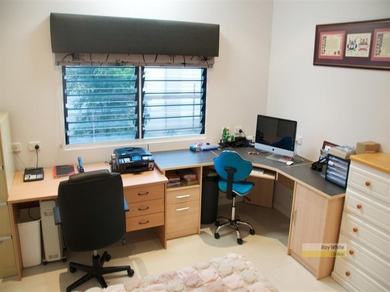 32 Blaikie Street, Hendra QLD 4011