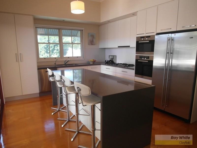 15 Thomas Street, Clayfield QLD 4011