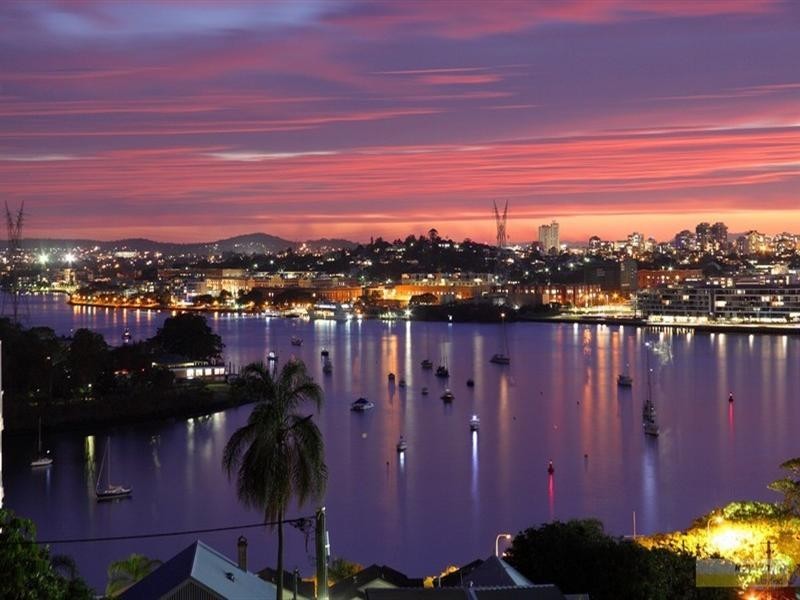 6-8 Dickson Terrace, Hamilton QLD 4007