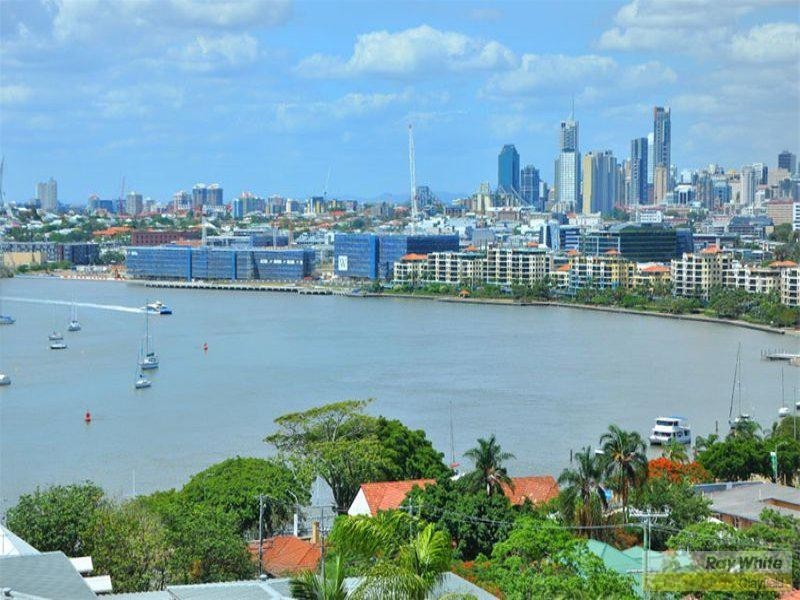 2 Dickson Terrace, Hamilton QLD 4007