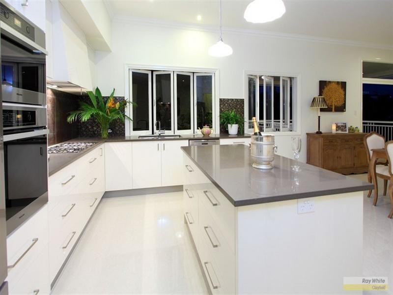 8 Royal Terrace, Hamilton QLD 4007