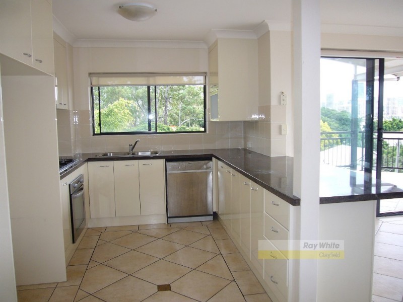 15 Eskgrove Street, East Brisbane QLD 4169