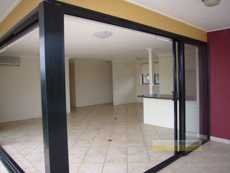 15 Eskgrove Street, East Brisbane QLD 4169