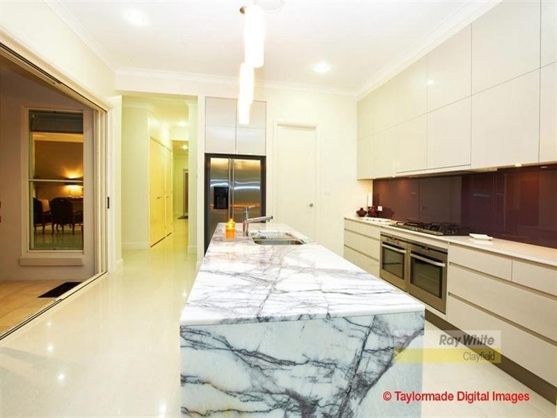 128 Alexandra Road, Clayfield QLD 4011