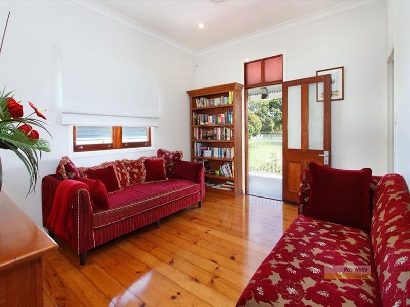 21 Mein Street, Hendra QLD 4011