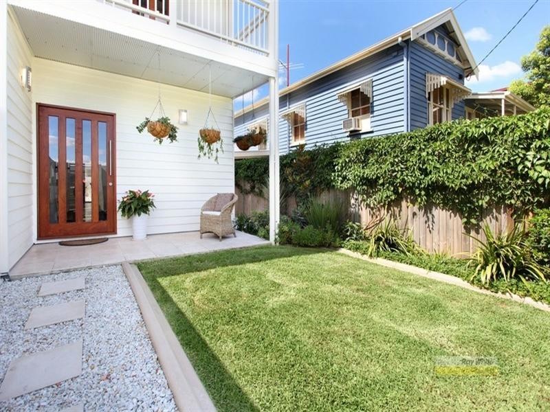 21 Mein Street, Hendra QLD 4011