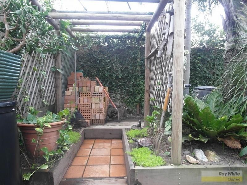 14 Webster Avenue, Hendra QLD 4011