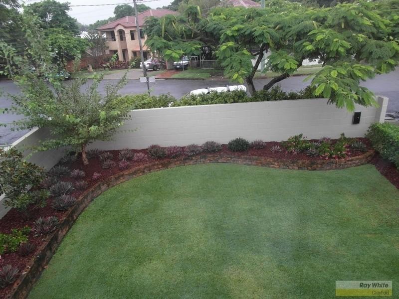 14 Bowley Street, Hendra QLD 4011