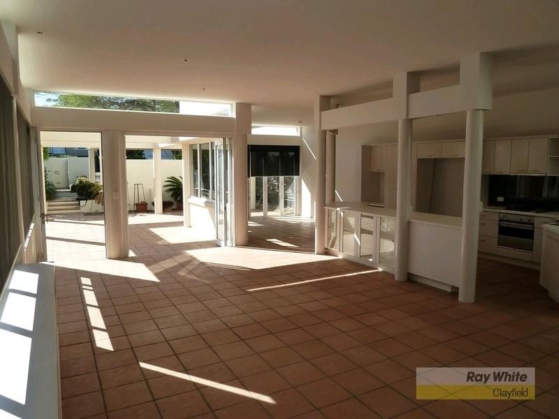 12B Doncaster Street, Hendra QLD 4011