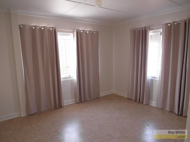 2/8 Station Street, Nundah QLD 4012