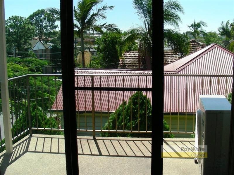 4/37 Franz Road, Clayfield QLD 4011