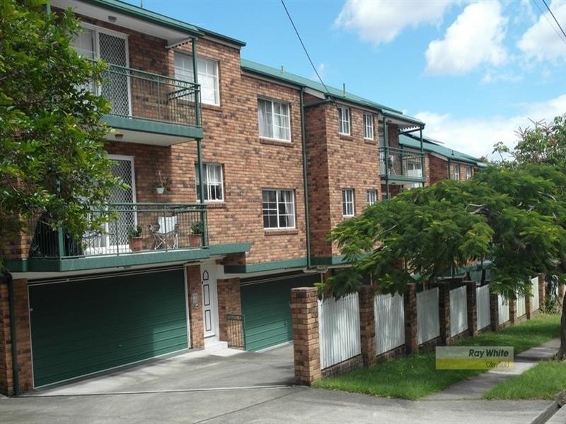 2/139 Hudson Road, Albion QLD 4010