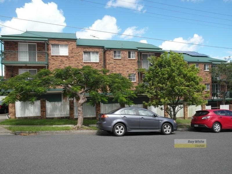 2/139 Hudson Road, Albion QLD 4010