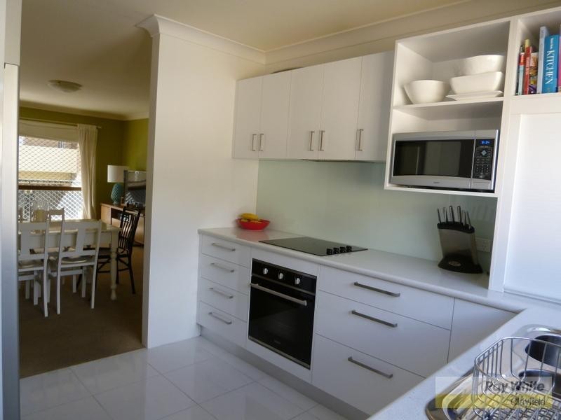 2/33 Montpelier Street, Clayfield QLD 4011