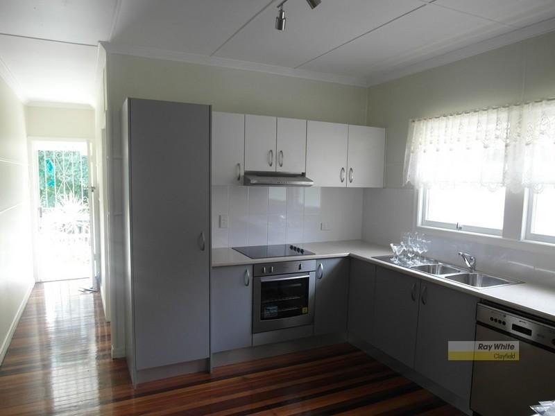 28 Wongara Street, Clayfield QLD 4011