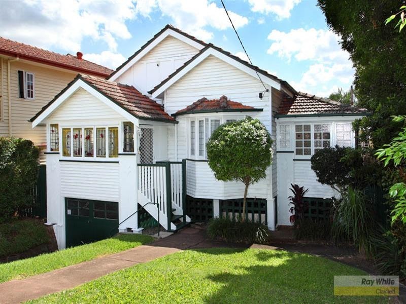20 Highclere Street, Clayfield QLD 4011