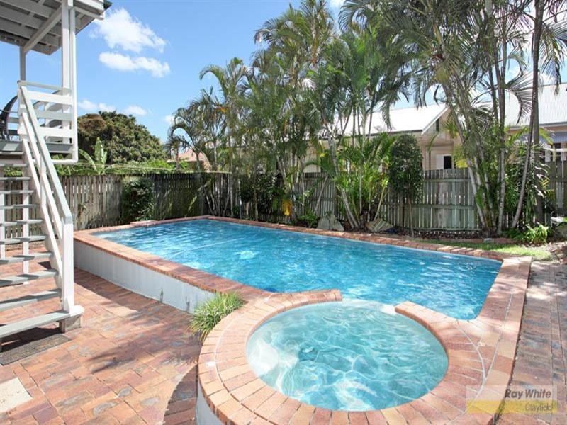 20 Highclere Street, Clayfield QLD 4011