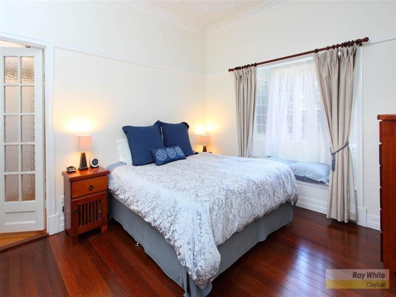 20 Highclere Street, Clayfield QLD 4011