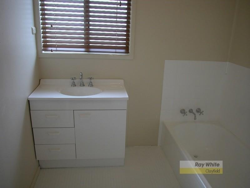 62 Henry Street, Wooloowin QLD 4030