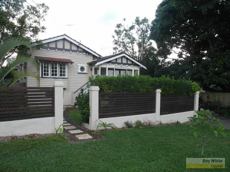 19 Morris Street, Wooloowin QLD 4030