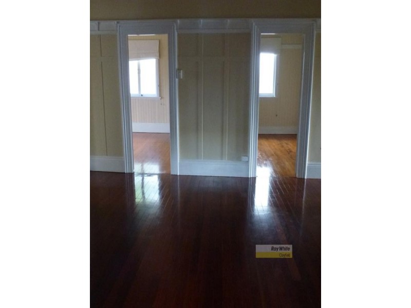 19 Morris Street, Wooloowin QLD 4030