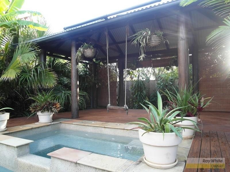 19 Morris Street, Wooloowin QLD 4030