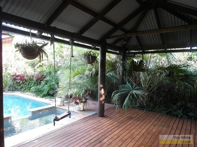 19 Morris Street, Wooloowin QLD 4030