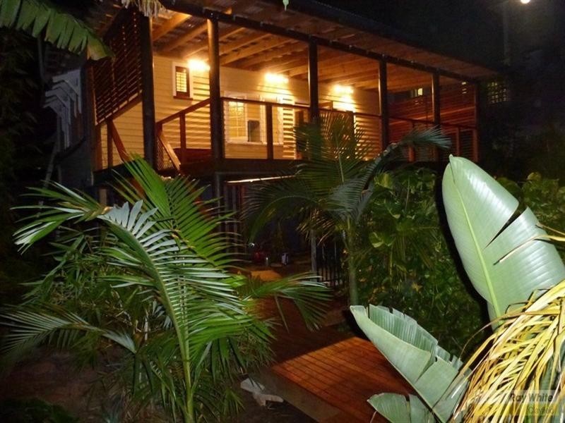 19 Morris Street, Wooloowin QLD 4030