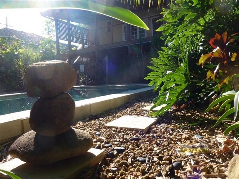 19 Morris Street, Wooloowin QLD 4030