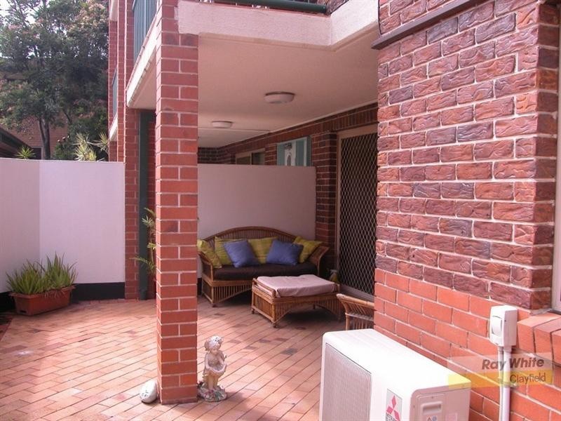 2/58 Lisson Grove, Wooloowin QLD 4030