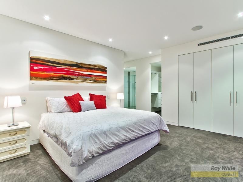 38 Grays Road, Hamilton QLD 4007