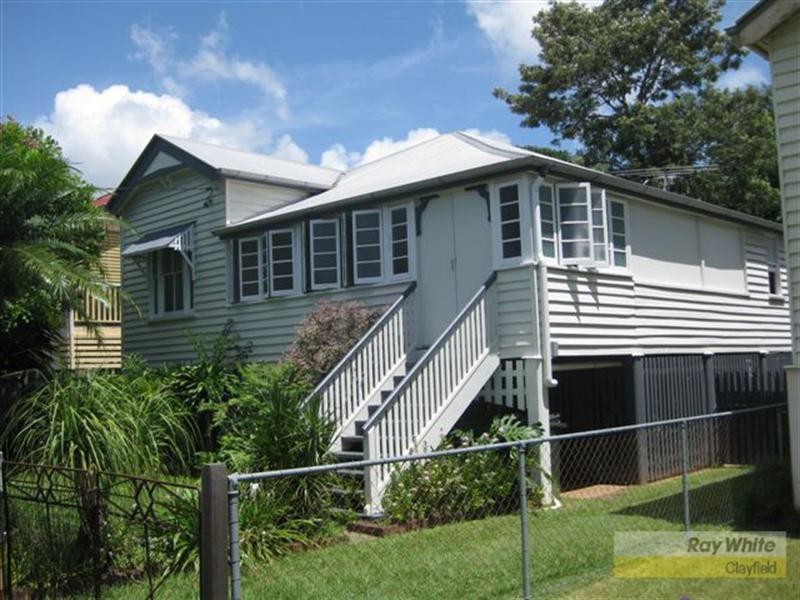 82 Alma Road, Clayfield QLD 4011