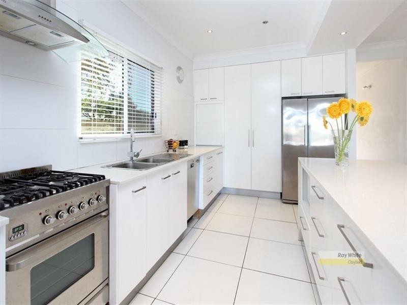 122 Mein Street, Hendra QLD 4011