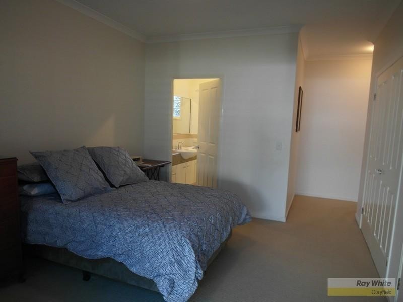 31 Doncaster Street, Hendra QLD 4011