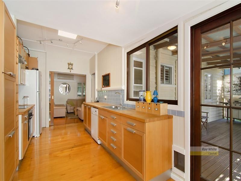 4 Stuckey Road, Clayfield QLD 4011