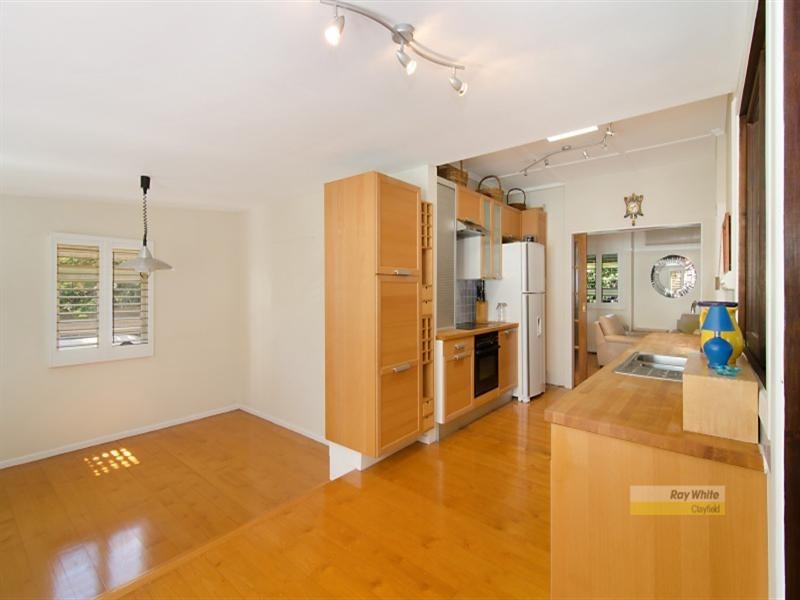 4 Stuckey Road, Clayfield QLD 4011