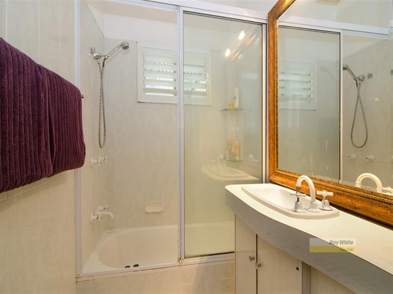 4 Stuckey Road, Clayfield QLD 4011