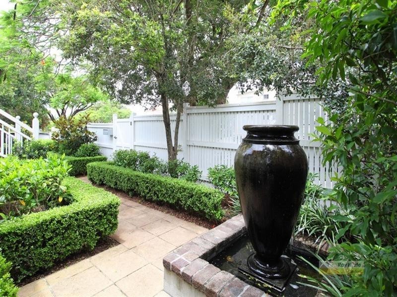 10 Beatrice Terrace, Ascot QLD 4007