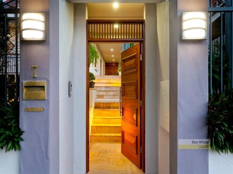 7 London Road, Clayfield QLD 4011