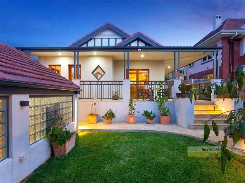 7 London Road, Clayfield QLD 4011