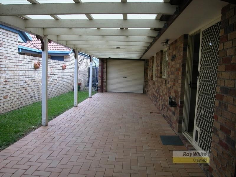 2 Manitoba Place, Wavell Heights QLD 4012