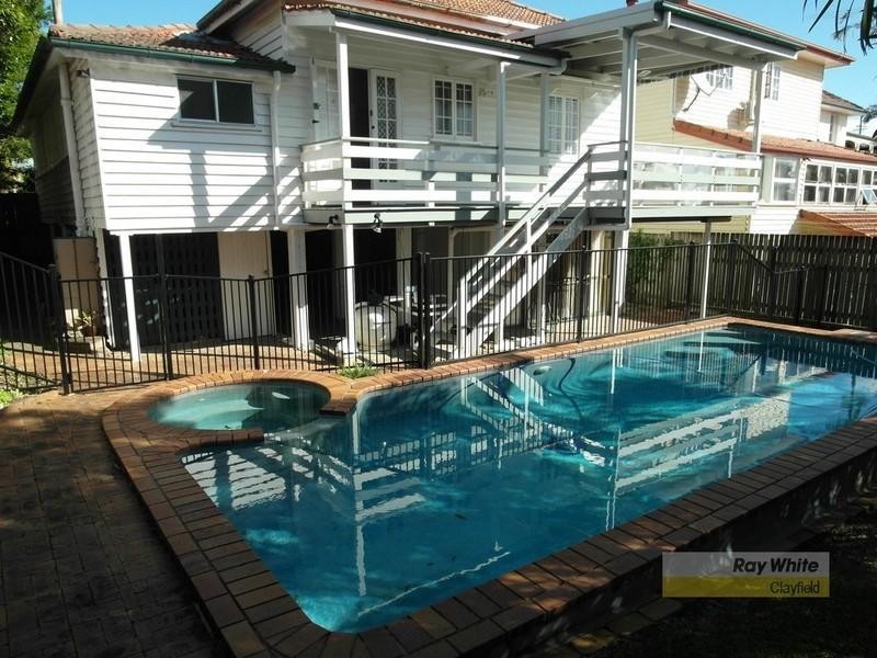 20 Highclere Street, Clayfield QLD 4011