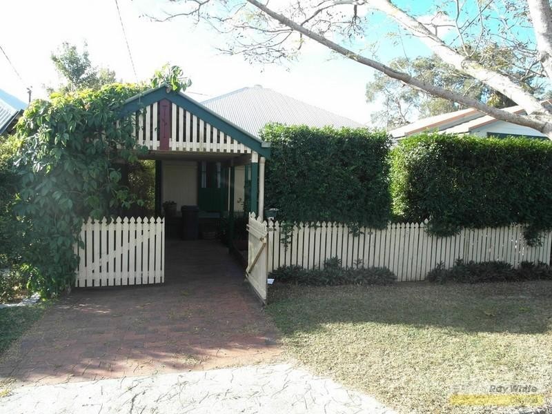 19 Howie Street, Clayfield QLD 4011